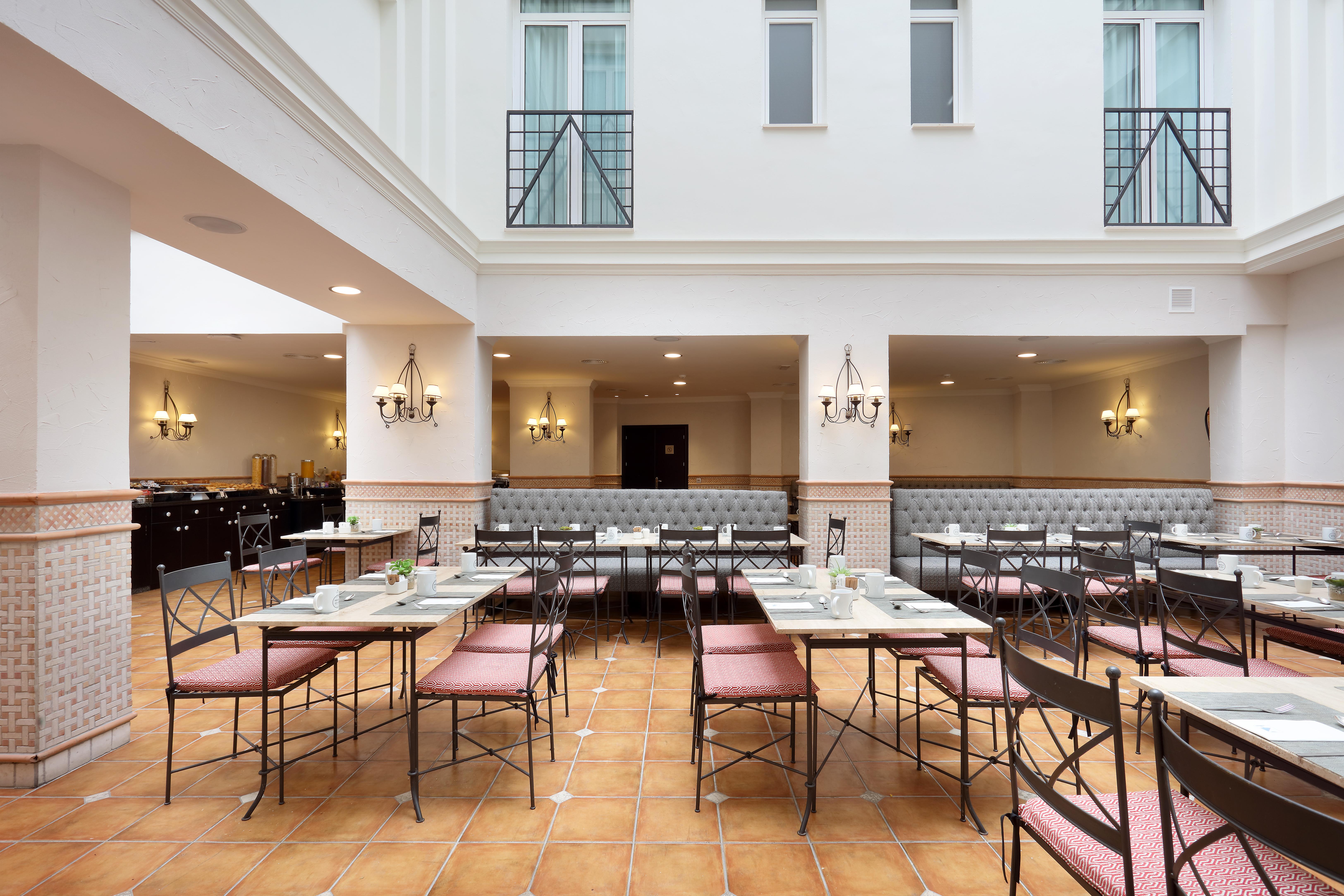 Eurostars Regina 3* Sevilla