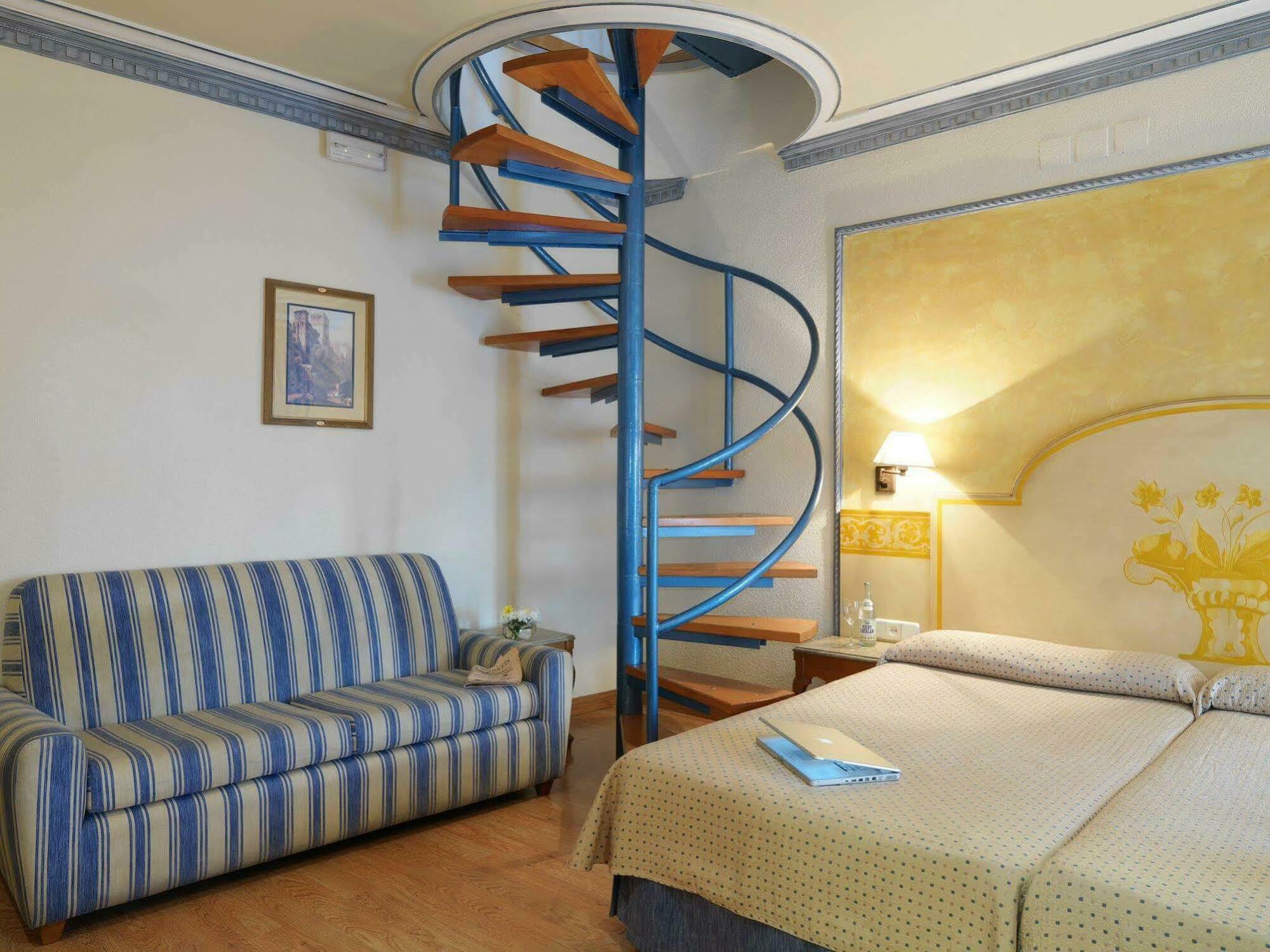 Eurostars Regina 3* Sevilla